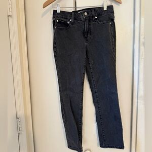 Madewell Mid-Rise Perfect Vintage Jeans in size 25P